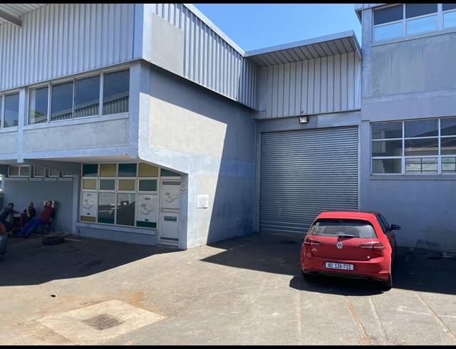 429M² MINI FACTORY TO LET IN HILLCREST CENTRAL
